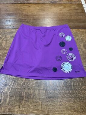 Izod Purple Mini Skort with Circular Graphic Accents medium golf pickleball